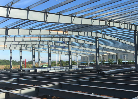 上海電視臺科教頻道《影響上?！穼ＴL上海擎遠(yuǎn)建筑工程有限公司